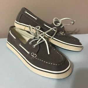 Steve Madden Boat Shoes/ sneakers